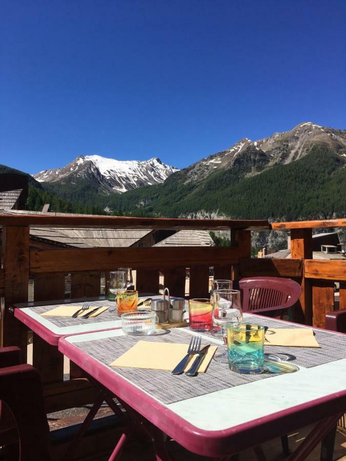 Hotel L'Escale Blanche Les Orres Luaran gambar